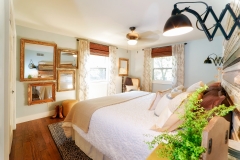 46sme1bedroomDSC03436