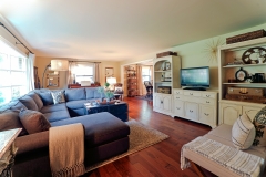 9smelroomentryDSC03312